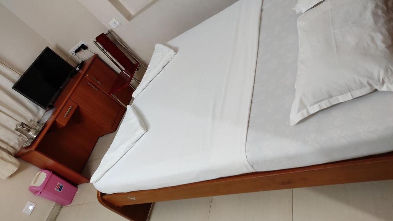 Sibi Lodge コインバトール エクステリア 写真